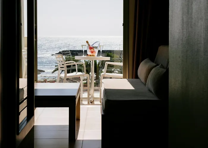 Hd Beach Resort